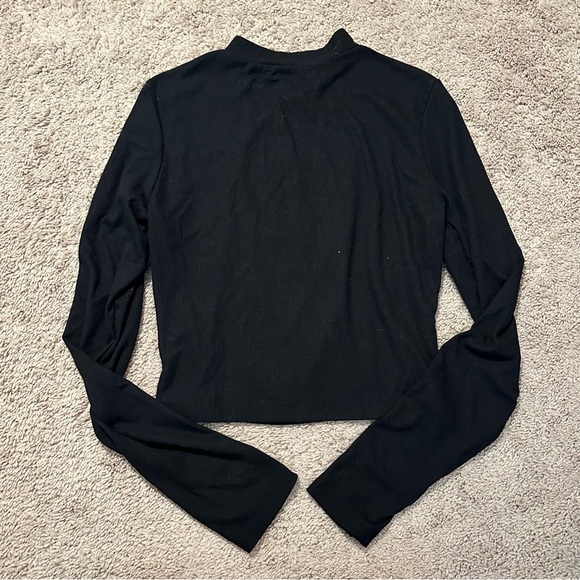 LIKE NEW Princess Polly Cut Out Crop Top - Picture 4 of 4